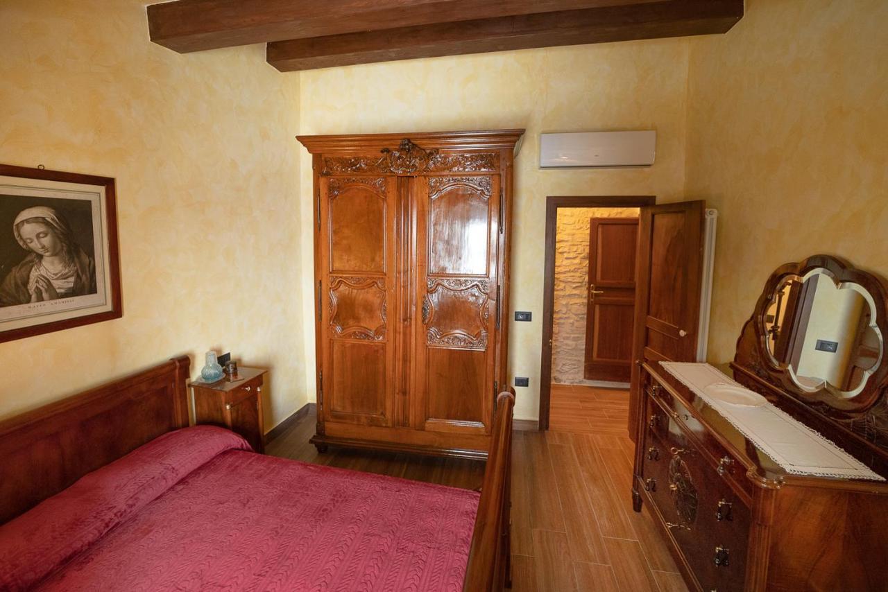 Degli Alessandri House 사소페라토 외부 사진
