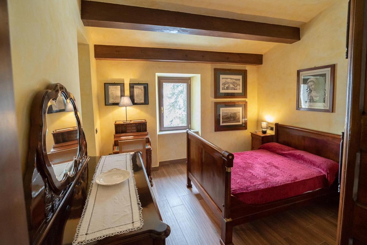 Degli Alessandri House 사소페라토 외부 사진