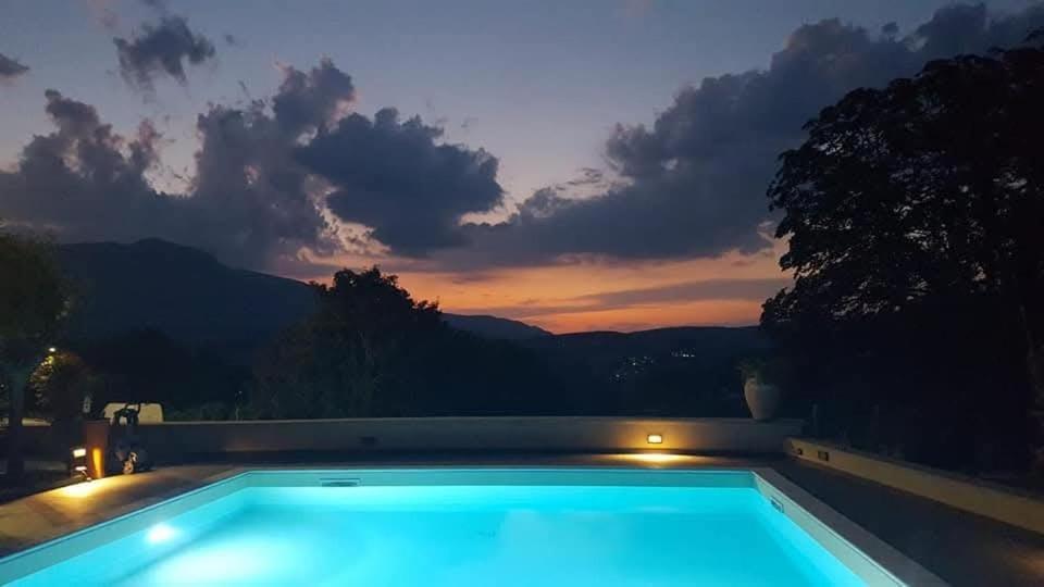 Degli Alessandri House 사소페라토 외부 사진